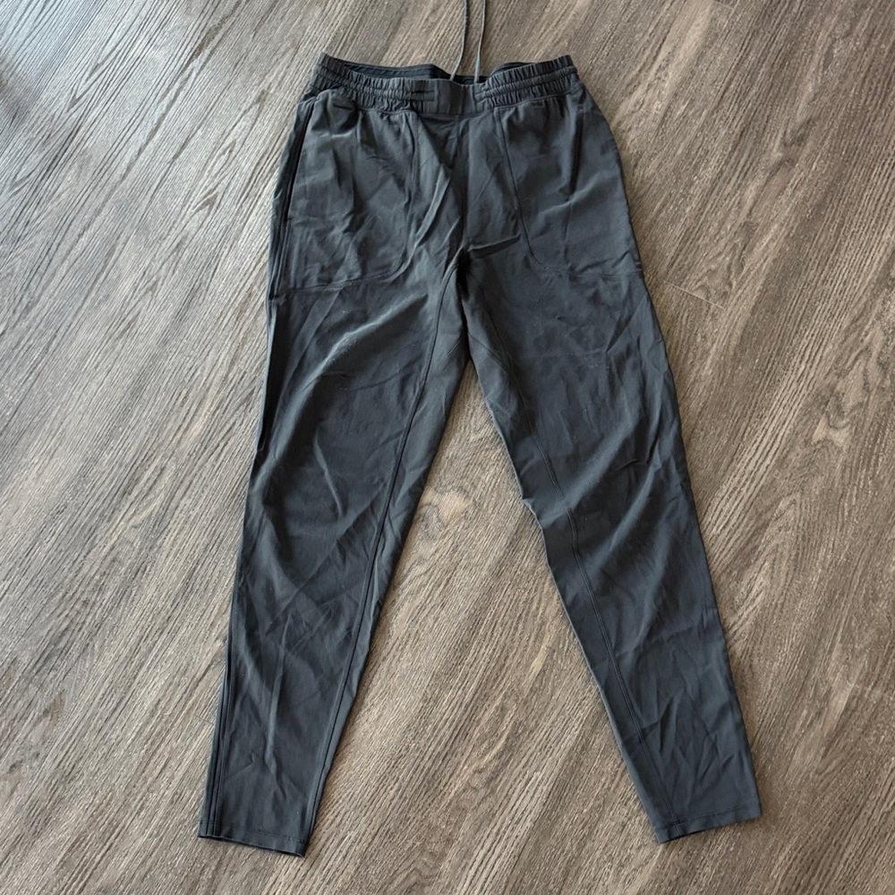 Lululemon Men's Black Jogger Pants